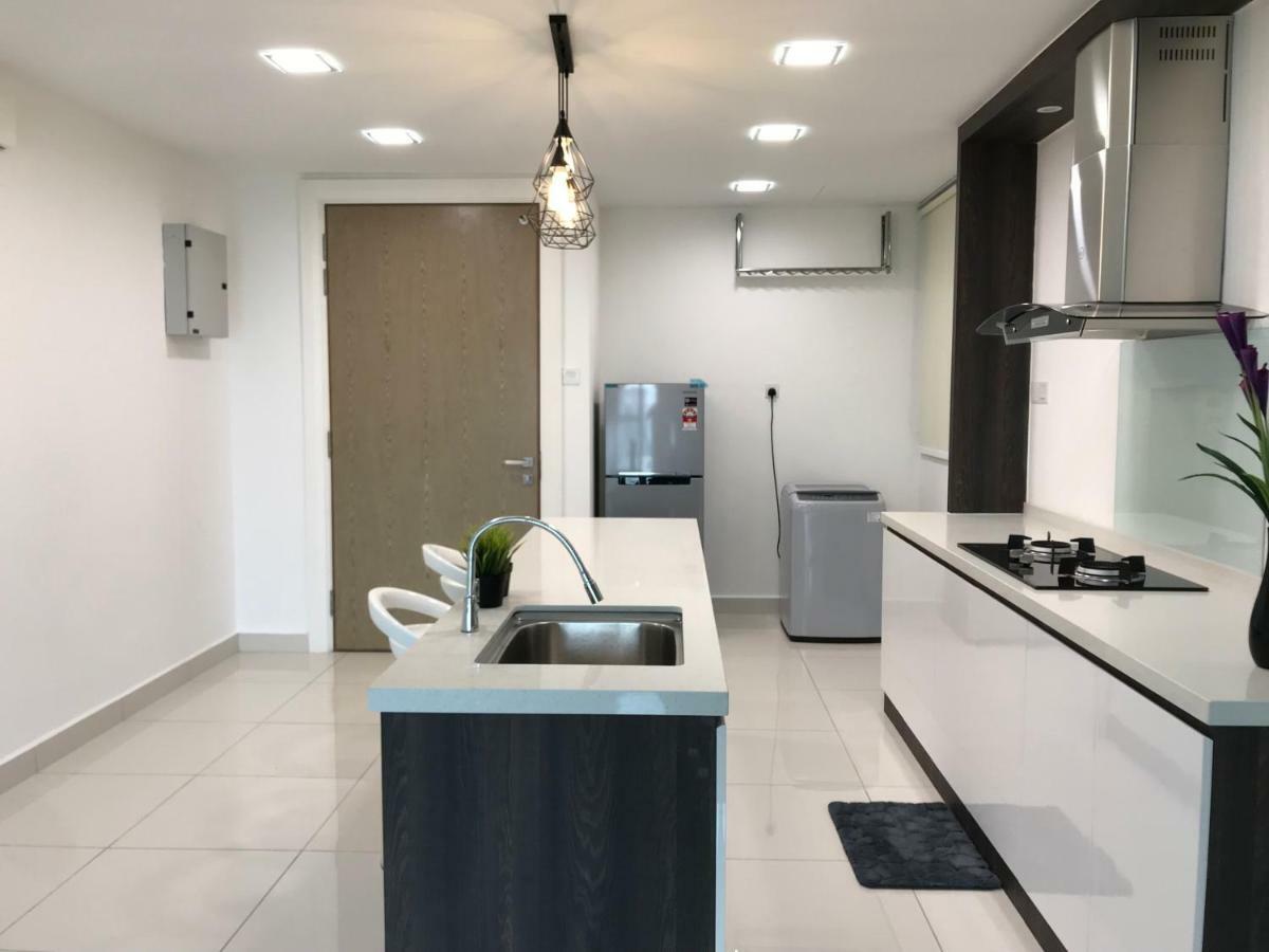 Ferienwohnung Mosaic Souhtkey Highfloor 2Br 2-6Pax 5Mins Jbciq&Sentosa Johor Bahru Exterior foto