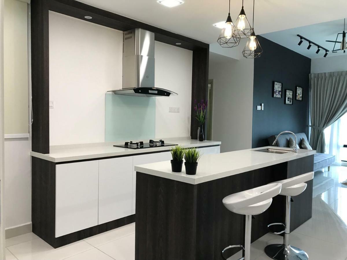 Ferienwohnung Mosaic Souhtkey Highfloor 2Br 2-6Pax 5Mins Jbciq&Sentosa Johor Bahru Exterior foto